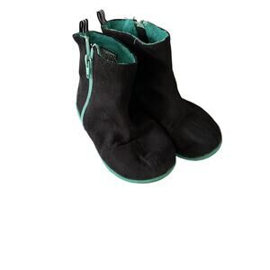Danskin Black Low Zip Boots size 11